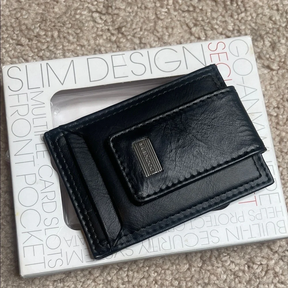 NWT Dockers Black Card Holder Wallet